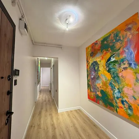 Moda Avenue At Heart Of Moda 3 Bedroom 180m2 *