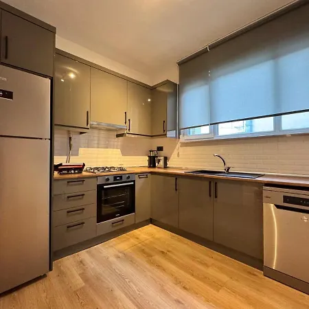 Moda Avenue At Heart Of Moda 3 Bedroom 180m2 *